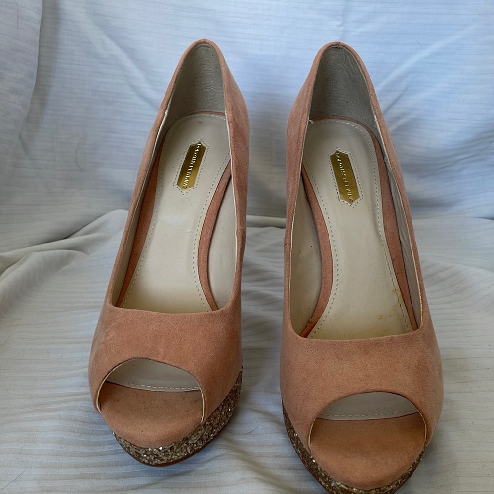 Dorothy Perkins. 4 inch platform heels. Peachy colour with sparkles. UK 8